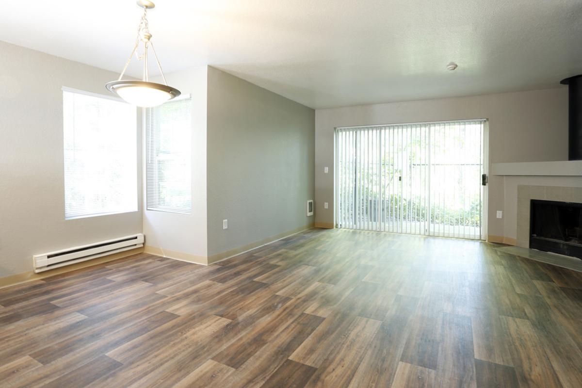 Meridian Green Townhomes Apartments in Kent, WA